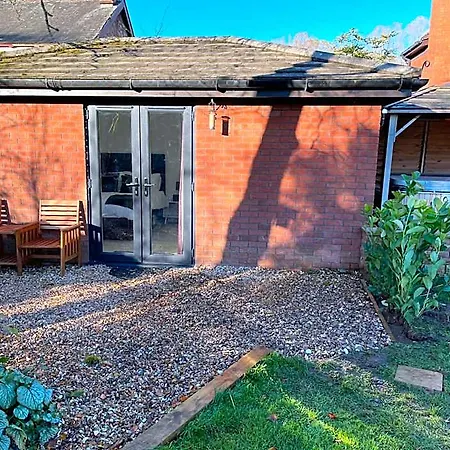 Orman Evi Riverside Annex At Ashbank *