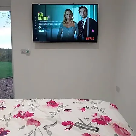 Riverside Annex At Ashbank Orman Evi *