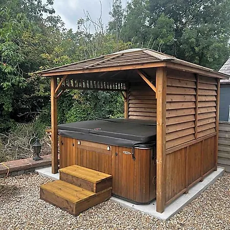 Lodge Riverside Annex At Ashbank With Hot Tub