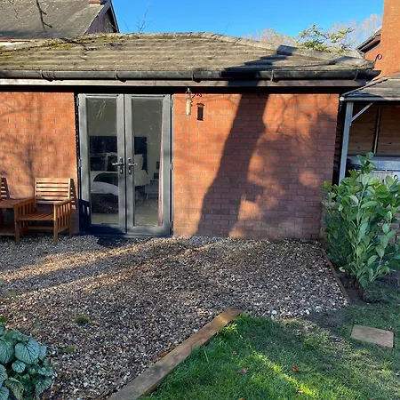 Riverside Annex At Ashbank Penrith